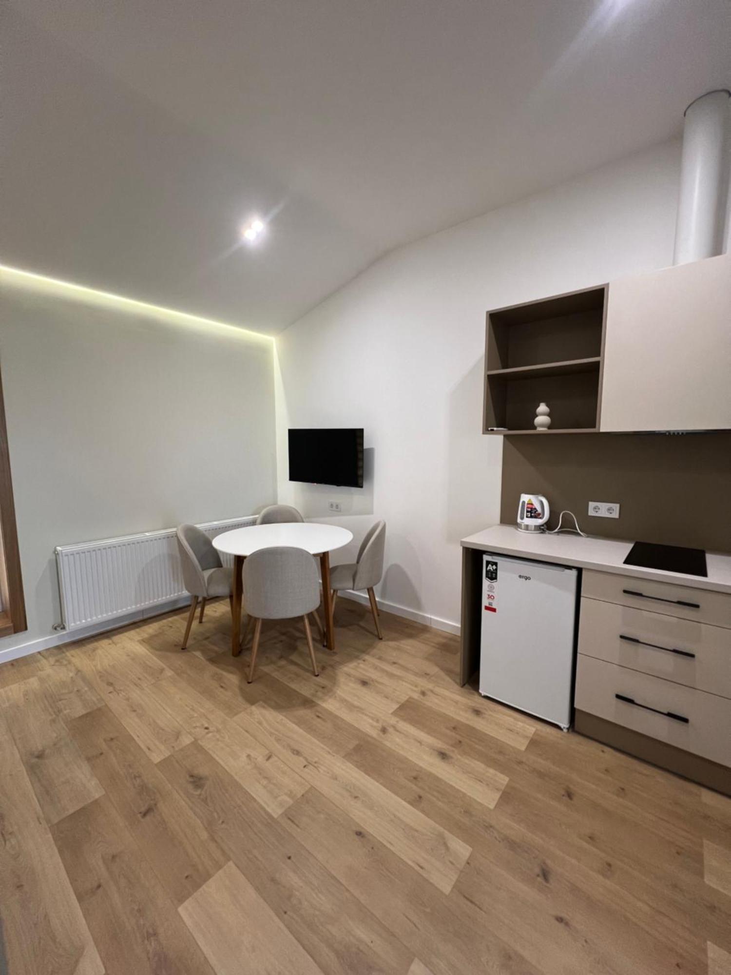 Apartment Suite Mukachevo Extérieur photo