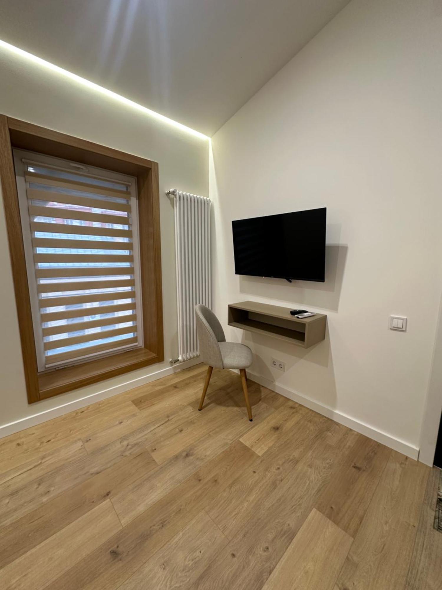 Apartment Suite Mukachevo Extérieur photo